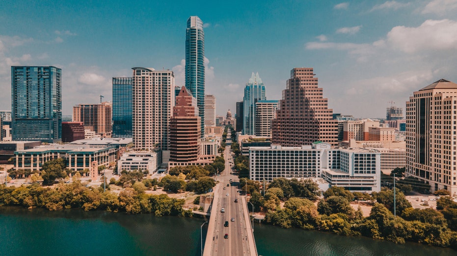 The Austin-Round Rock-Georgetown, Texas, metropolitan area has been found to be the best destination for a warm winter vacation this year, according to WalletHub.  Filmed in Austin, Texas.