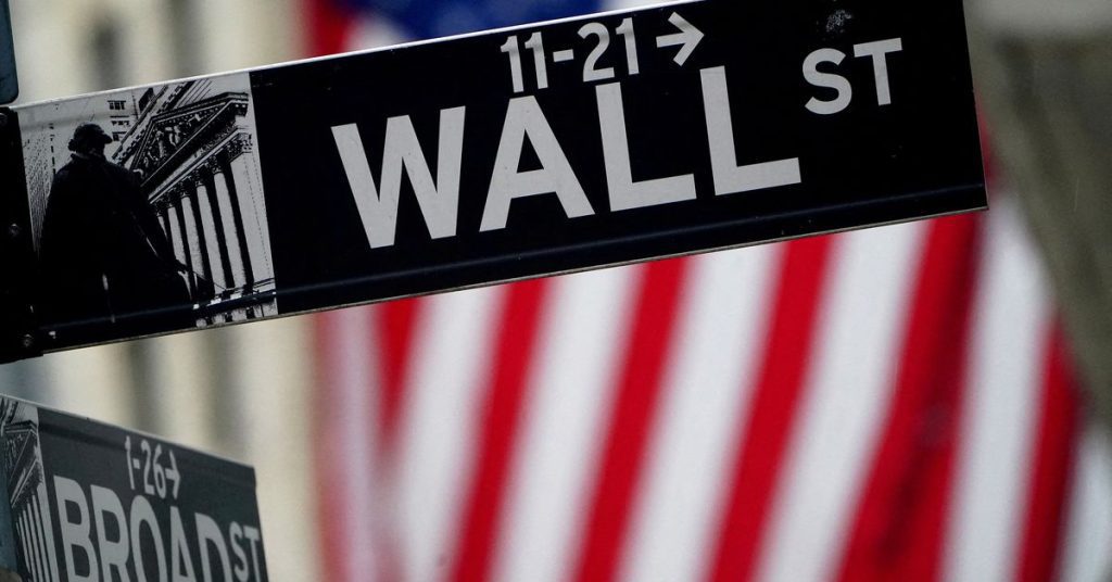 Wall Street closed sharply higher on strong corporate earnings